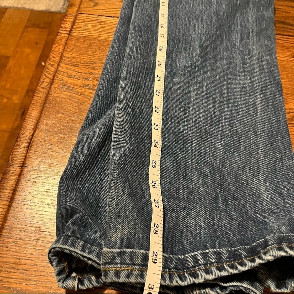 LEVI’S ~ Men’s Classic 501s Button Fly 34x34 Blue Medium Wash Jeans - Picture 6 of 6